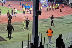 Οι φανέλες... στους Απολλωνίστες! (φώτος kerkida)