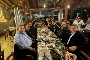 Έξοδος... για Απόλλωνα