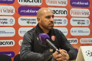Χαραλάμπους: “Δεν αλλάζει ο στόχος-Τώρα... μόνο το Κύπελλο με Ομόνοια"