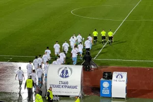 ΦΩΤΟΣ/Έστειλαν μήνυμα κατά της ενδοοικογενειακής βίας