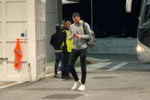 Έφτασε ΑΡΕΝΑ η ΑΕΚ (φώτος) 