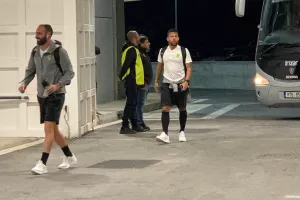 Έφτασε ΑΡΕΝΑ η ΑΕΚ (φώτος) 