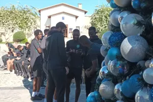 (ΒΙΝΤΕΟ-ΦΩΤΟΣ) Πριν το ντέρμπι κορυφής, κάτι... διαφορετικό για καλό σκοπό!
