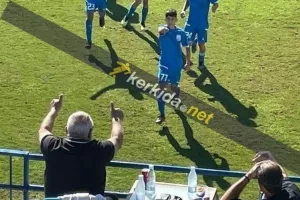 (Απόλλων-Κ15) Αφιερωμένα τα γκολ... παραμονής στον παππού!