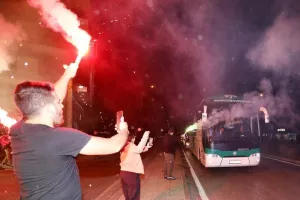 Αποθέωση για τον Παναθηναϊκό στο Αγρίνιο: «Πρωτάθλημα θα πάρουμε» (Φώτος)