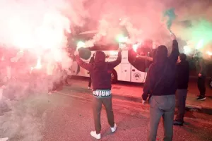 Αποθέωση για τον Παναθηναϊκό στο Αγρίνιο: «Πρωτάθλημα θα πάρουμε» (Φώτος)