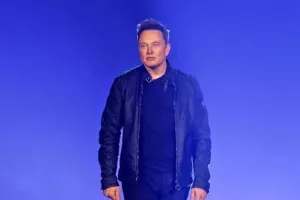 Το Twitter γέμισε με «Έλον Μασκ» -Επαληθευμένοι χρήστες αλλάζουν το όνομά τους για να τον τρολάρουν