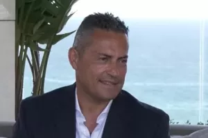 Τζον/"Η αρχή μιας ωραίας ιστορίας..." (φώτο)