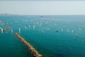 Tετάρτη... με τη βοήθεια και του αέρα (φώτος)