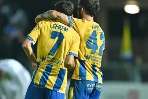 Δόξα - ΑΠΟΕΛ: Πέμπτη σερί νίκη με... κλασικό Μαρκίνιος! (Φώτος)