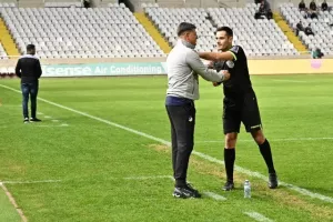ΑΠΟΕΛ - ΕΝΠ: Ένα ο Δώνης, ένα ο Σαρφό και πέμπτη σερί νίκη! (φώτος)