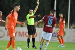 ΕΝΠ - Καρμιώτισσα: Μοιρασιά στο "Τάσος Μάρκου" (φώτος)