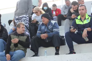 ΑΠΟΝΑ - Ε. Άσσιας/Φωτορεπορτάζ από την κερκίδα!