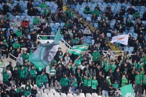 Ομόνοια - Ολυμπιακός: Εμφατικό "τριφύλλι" τεσσάρων αστέρων! (φώτος)