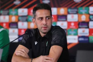 Φερέρα: "Έχουμε 90 λεπτά για να κάνουμε το θαύμα και ναι πιστεύω στα θαύματα!" (φώτος)