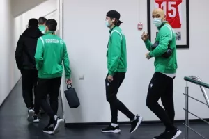 Η άφιξη των "πρασίνων" και η "βόλτα" στο Zimbru (φώτος)