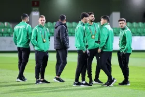 Η άφιξη των "πρασίνων" και η "βόλτα" στο Zimbru (φώτος)