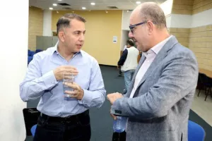 (ΦΩΤΟΣ) Συνάντηση ΚΟΠ με προέδρους