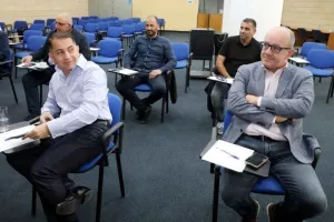(ΦΩΤΟΣ) Συνάντηση ΚΟΠ με προέδρους