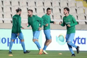 Ομόνοια - Ολυμπιακός: Εμφατικό "τριφύλλι" τεσσάρων αστέρων! (φώτος)