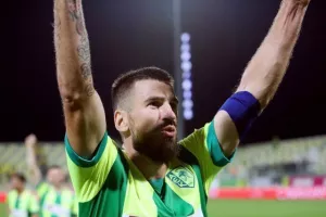 Τρίποντο, αυτοπεποίθηση και "ζεστό" χειροκρότημα