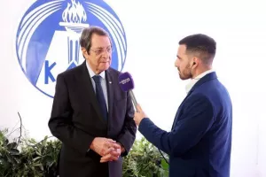 (ΦΩΤΟΣ/ΒΙΝΤΕΟΣ) Μεγάλη μέρα για τη Λεμεσό - Εγκαινιάστηκε το νέο γήπεδο/Εκεί το kerkida