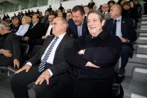 (ΦΩΤΟΣ/ΒΙΝΤΕΟΣ) Μεγάλη μέρα για τη Λεμεσό - Εγκαινιάστηκε το νέο γήπεδο/Εκεί το kerkida