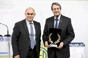 (ΦΩΤΟΣ/ΒΙΝΤΕΟΣ) Μεγάλη μέρα για τη Λεμεσό - Εγκαινιάστηκε το νέο γήπεδο/Εκεί το kerkida
