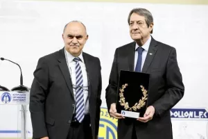 (ΦΩΤΟΣ/ΒΙΝΤΕΟΣ) Μεγάλη μέρα για τη Λεμεσό - Εγκαινιάστηκε το νέο γήπεδο/Εκεί το kerkida