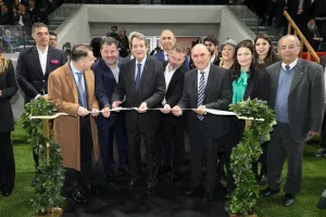 (ΦΩΤΟΣ/ΒΙΝΤΕΟΣ) Μεγάλη μέρα για τη Λεμεσό - Εγκαινιάστηκε το νέο γήπεδο/Εκεί το kerkida