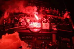 96 χρόνια "Ψηλά, ψηλότερα ο Θρύλος, το ΑΠΟΕΛ είναι ιδέα, Αθάνατο θα ζει!" (φώτος/βίντεο)