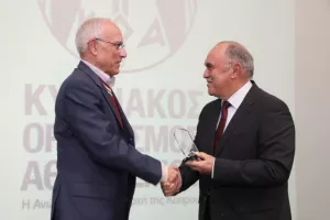 ΚΟΑ και ΚΕΣΟΑ τίμησαν τους Κύπριους που έχουν αγωνιστεί σε Ολυμπιακούς (βίντεο/φώτος)