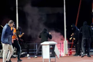 (Απόλλων-ΑΠΟΕΛ) Σε δίκη οι 5 που συνελήφθησαν/Ακύρωση Κ.Φ