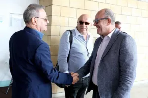 (ΦΩΤΟΣ) Συνάντηση ΚΟΠ με προέδρους