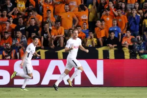 Ο Harry Kane, τα ρεκόρ και το... ΑΠΟΕΛ! 