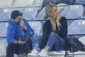 ΦΩΤΟΣ... για την αποπνικτική ατμόσφαιρα στο "ΠΑΠ"