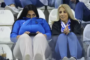 ΦΩΤΟΣ... για την αποπνικτική ατμόσφαιρα στο "ΠΑΠ"