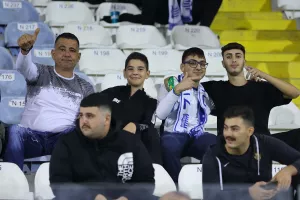 (Φωτορεπορτάζ) Ο κόσμος στο "Αντώνης Παπαδόπουλος"