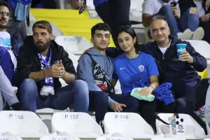 (Φωτορεπορτάζ) Ο κόσμος στο "Αντώνης Παπαδόπουλος"
