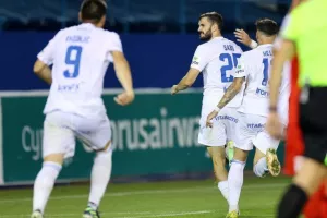 Ανόρθωση - Νέα Σαλαμίνα: To Βαρωσιώτικο ντέρμπι στην "Κυρία" (φώτος)