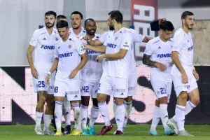 Ανόρθωση - Νέα Σαλαμίνα: To Βαρωσιώτικο ντέρμπι στην "Κυρία" (φώτος)