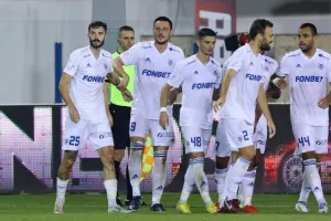 Ανόρθωση - Νέα Σαλαμίνα: To Βαρωσιώτικο ντέρμπι στην "Κυρία" (φώτος)