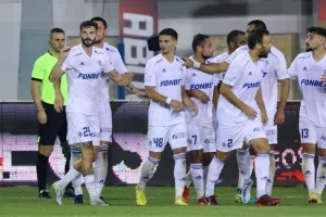 Ανόρθωση - Νέα Σαλαμίνα: To Βαρωσιώτικο ντέρμπι στην "Κυρία" (φώτος)