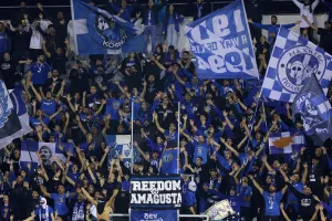 (Φωτορεπορτάζ) Ο κόσμος στο "Αντώνης Παπαδόπουλος"