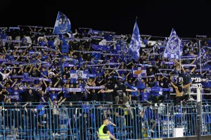 Ανόρθωση - Νέα Σαλαμίνα: To Βαρωσιώτικο ντέρμπι στην "Κυρία" (φώτος)