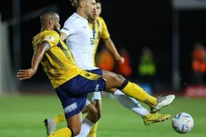 ΑΕΛ - Πάφος FC: Το... τρένο του Μπεργκ δεν σταμάτησε ούτε στη Λεμεσό! (φώτος)