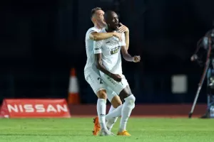 ΑΕΛ - Πάφος FC: Το... τρένο του Μπεργκ δεν σταμάτησε ούτε στη Λεμεσό! (φώτος)