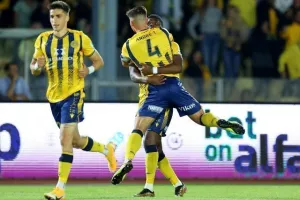 ΑΕΛ - Πάφος FC: Το... τρένο του Μπεργκ δεν σταμάτησε ούτε στη Λεμεσό! (φώτος)
