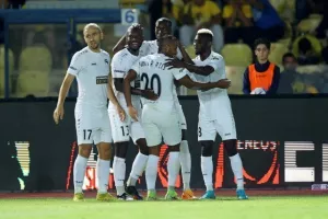 ΑΕΛ - Πάφος FC: Το... τρένο του Μπεργκ δεν σταμάτησε ούτε στη Λεμεσό! (φώτος)