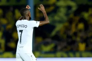 ΑΕΛ - Πάφος FC: Το... τρένο του Μπεργκ δεν σταμάτησε ούτε στη Λεμεσό! (φώτος)